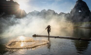 fishing, vietnam, fisherman, province, cao bang, lifestyle, daylight, life, nature, sky, water, mist, fog, sunlight